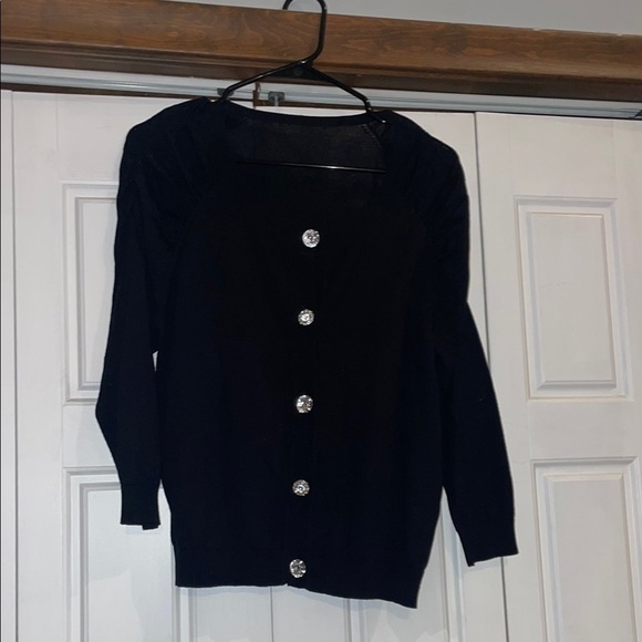 Sweaters - Classic Black Cardigan with Long Sleeves and V-Neck Design